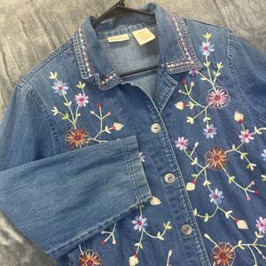 Bobbie Brooks Denim Shirt Jacket Womens M Floral Boho Embroidered Button Up